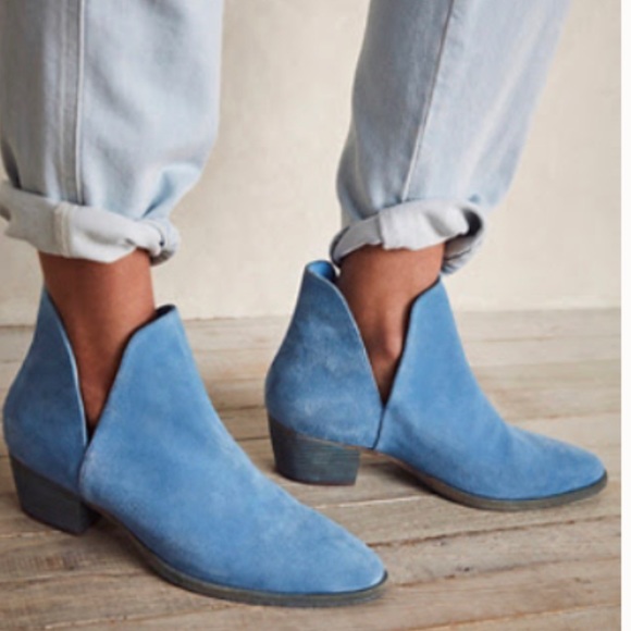 Free People Size 40(10) Charm Double V Ankle Boots - Picture 1 of 7